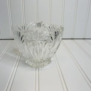 Crystal Decorative Bowl 4.5 x 4 x 4" Vase